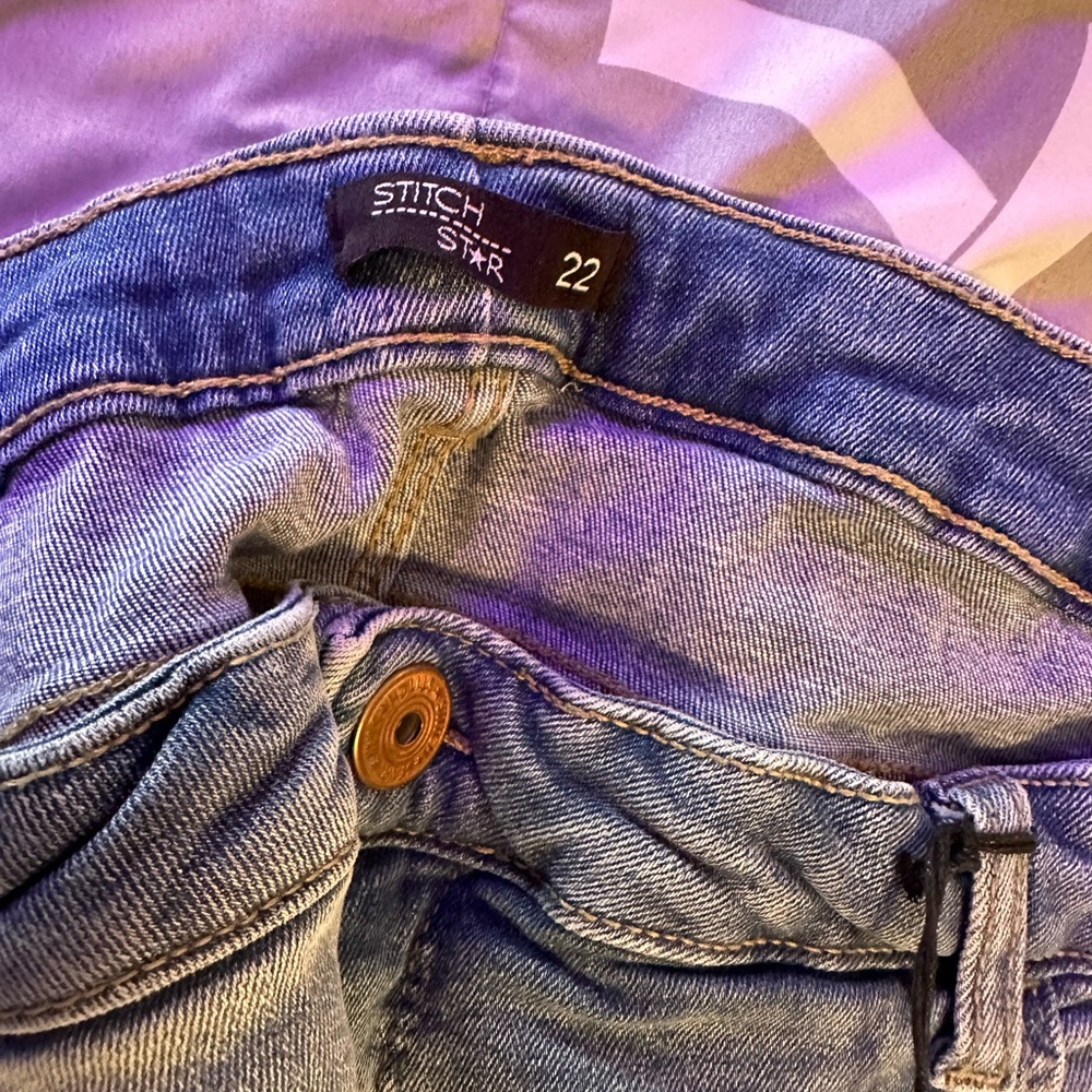 NWT SIZE 22 Jeans